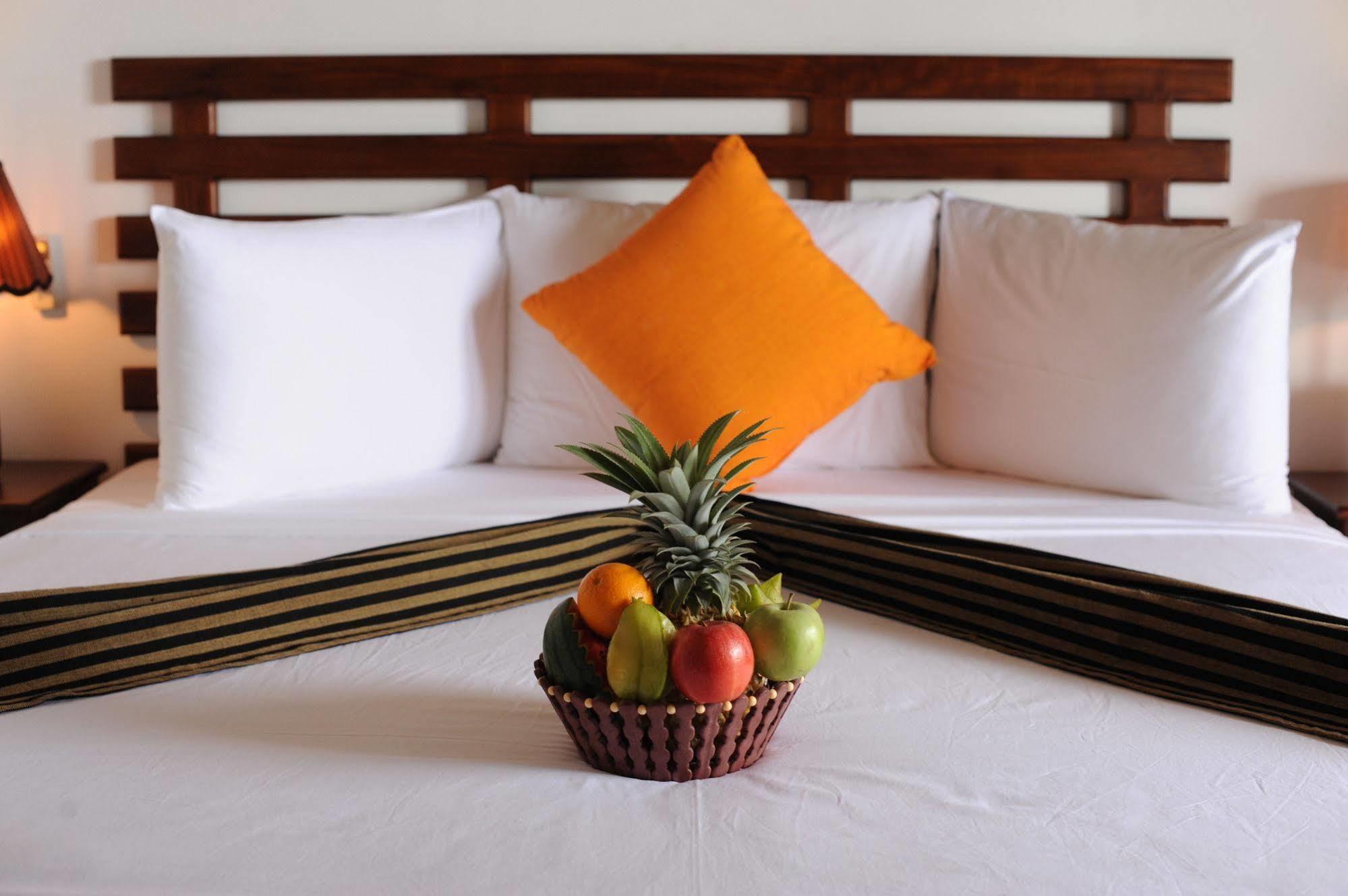 Melheim Kandy Villas Экстерьер фото