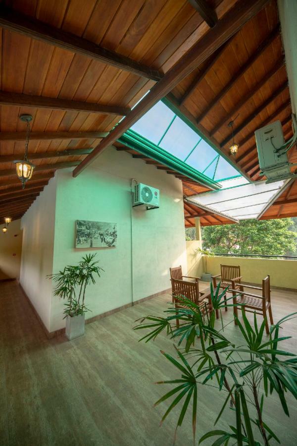 Melheim Kandy Villas Экстерьер фото